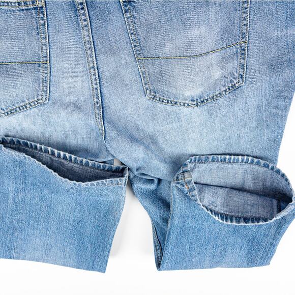 Tommy Bahama Bootcut Stonewash Jeans Men’s 42x30 Relaxed Fit Island 90s Style - Picture 14 of 15